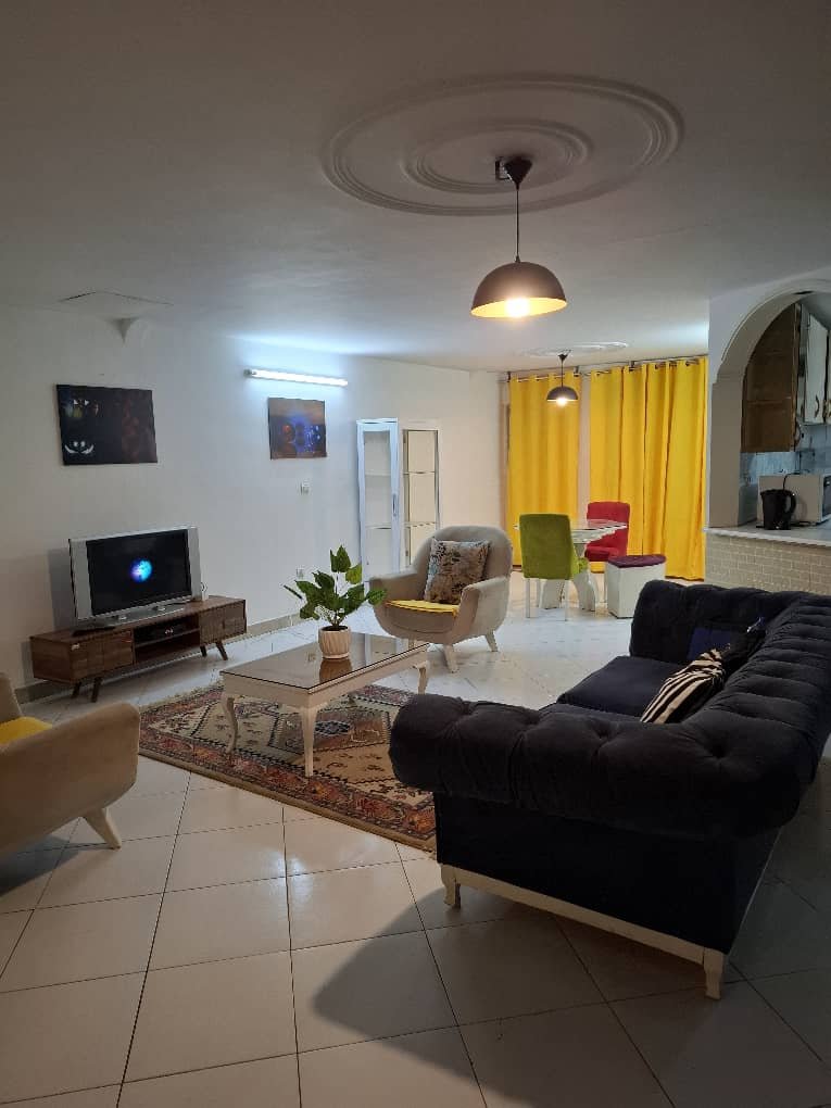 آپارتمان دوخوابه تیراژه خان بابایی 2