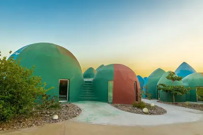 بومگردی ماجرا - واحد دوخوابه 116