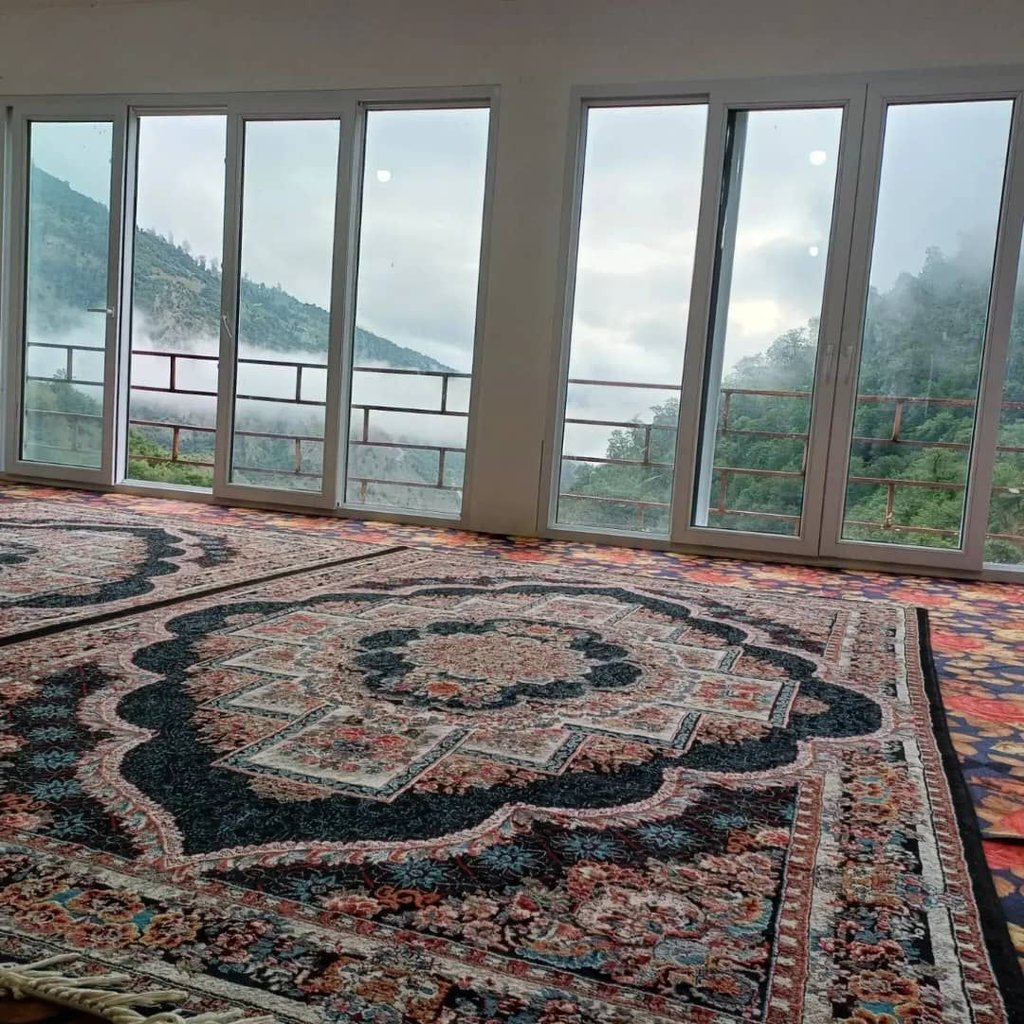 دوخوابه کوهستانی آبشار