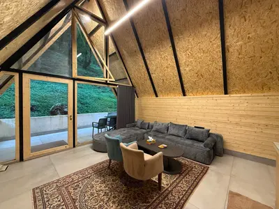 کلبه دوخوابه جنگلی لب رودخانه آبپری واحد 1