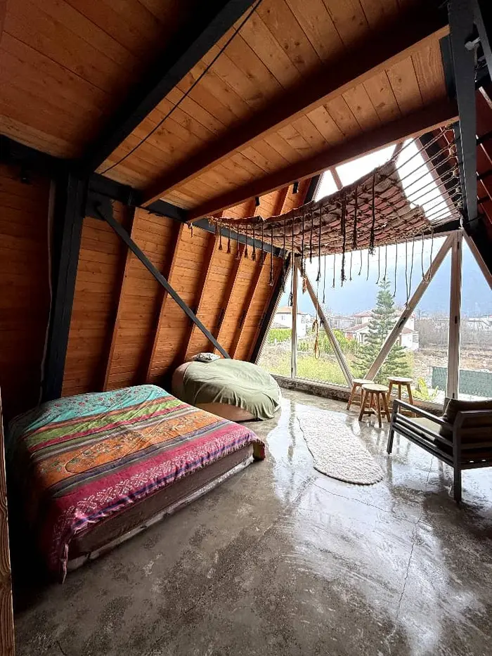 کلبه سه خوابه سوئیسی تریپلکس استخردار زندگی