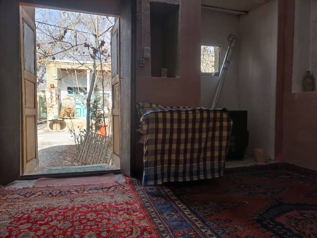 بومگردی سرای کربلایی فریدون - واحد سایه نشین 4