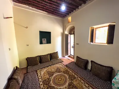 بومگردی خانه دوست - واحد غار نمکدان