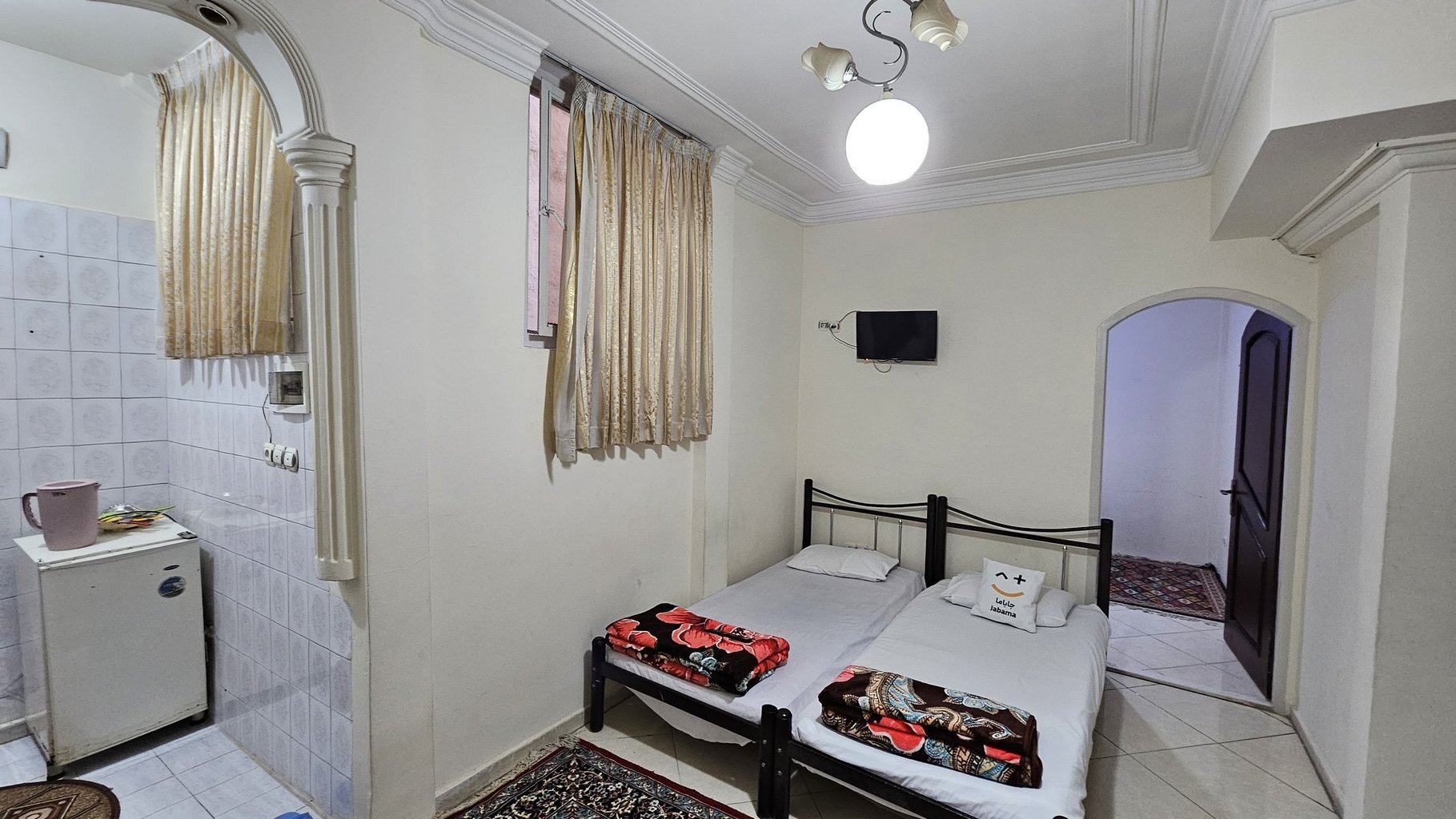 مجتمع اقامتی یک خوابه مرتضائی نیا - واحد 104