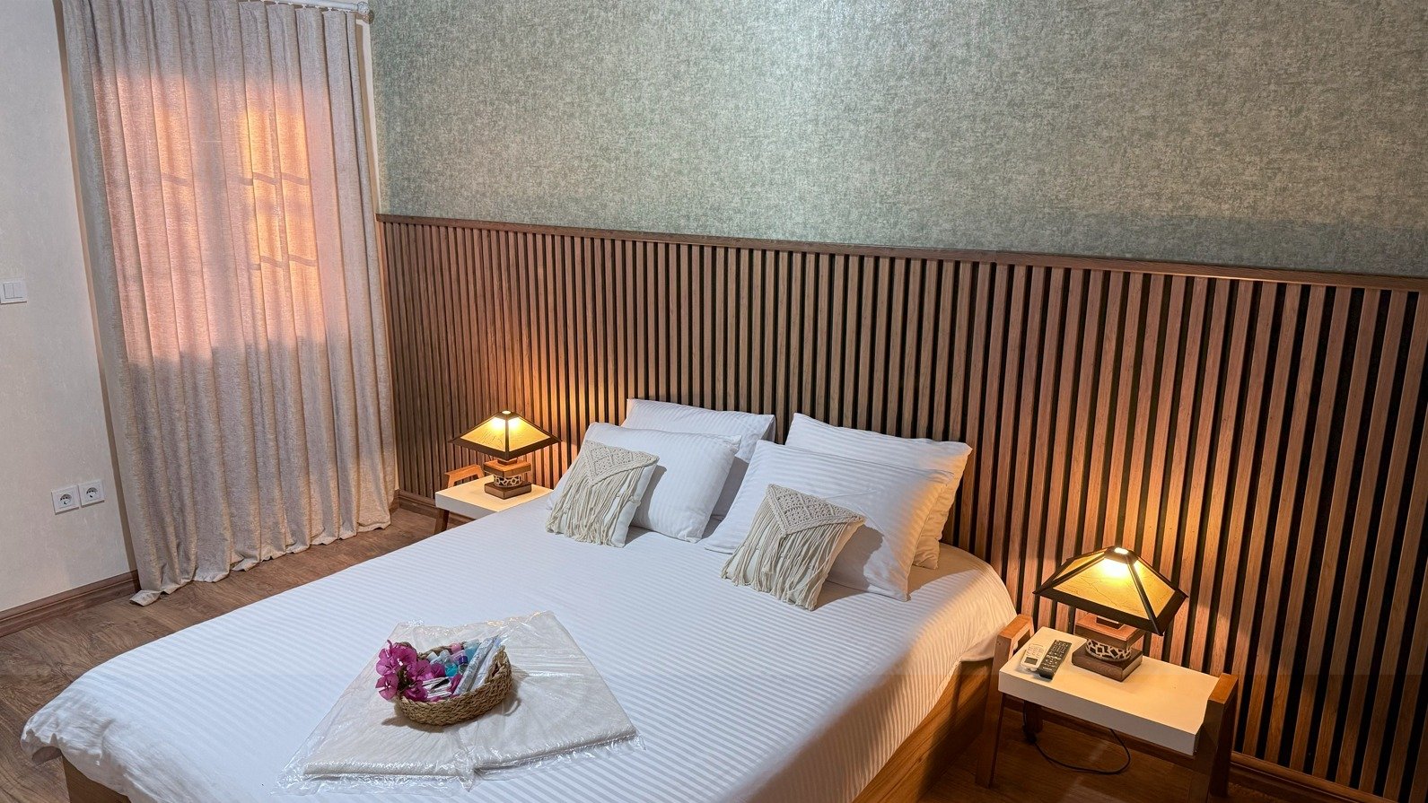 بوم گردی هستی - واحد کندوج