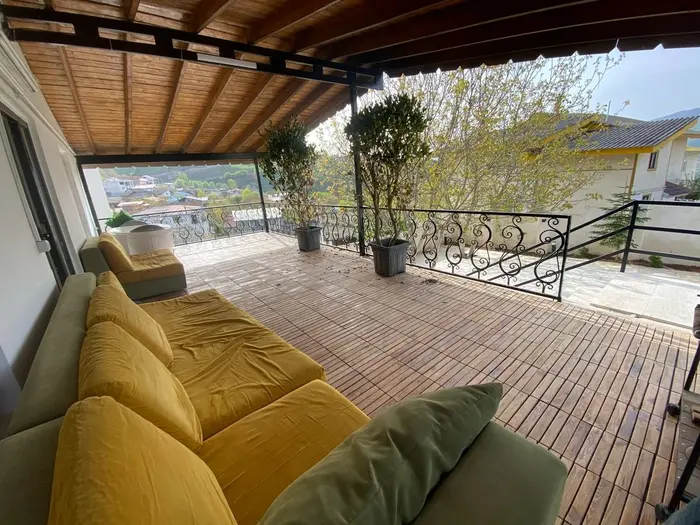 ویلا دوخوابه کوهستانی تاپ