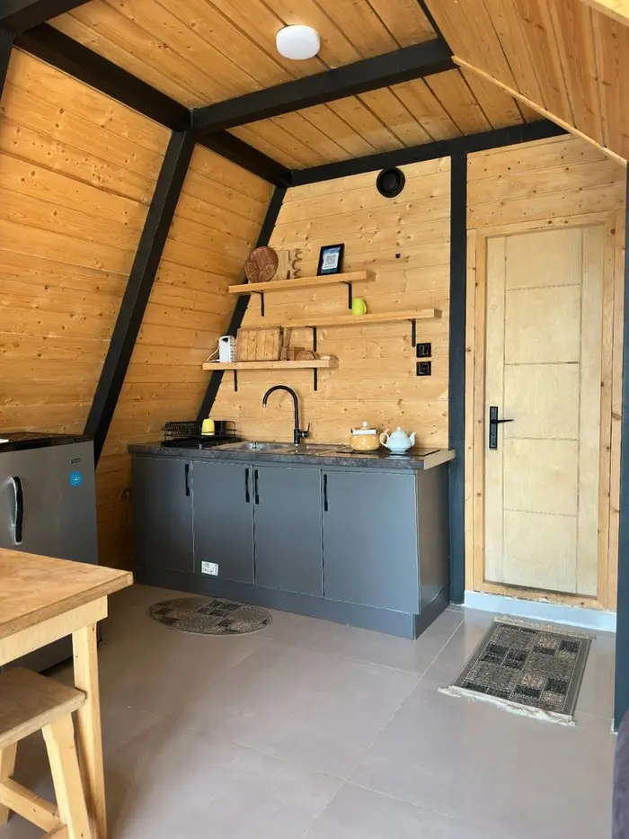 کلبه دوخوابه چوبی جکوزی دار مهیار