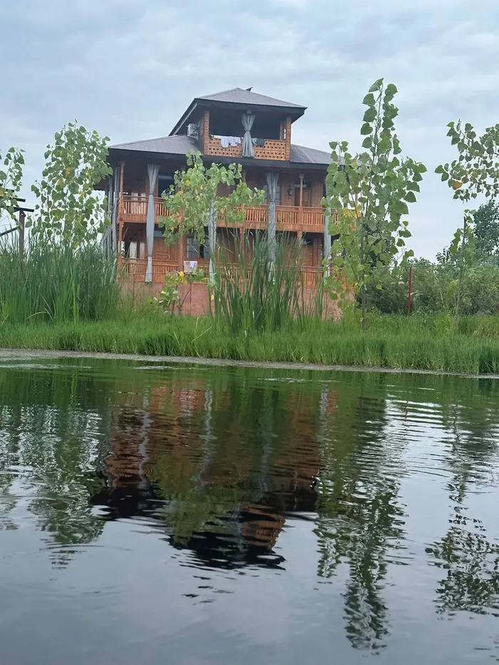 بوم گردی شاتوت - واحد 3