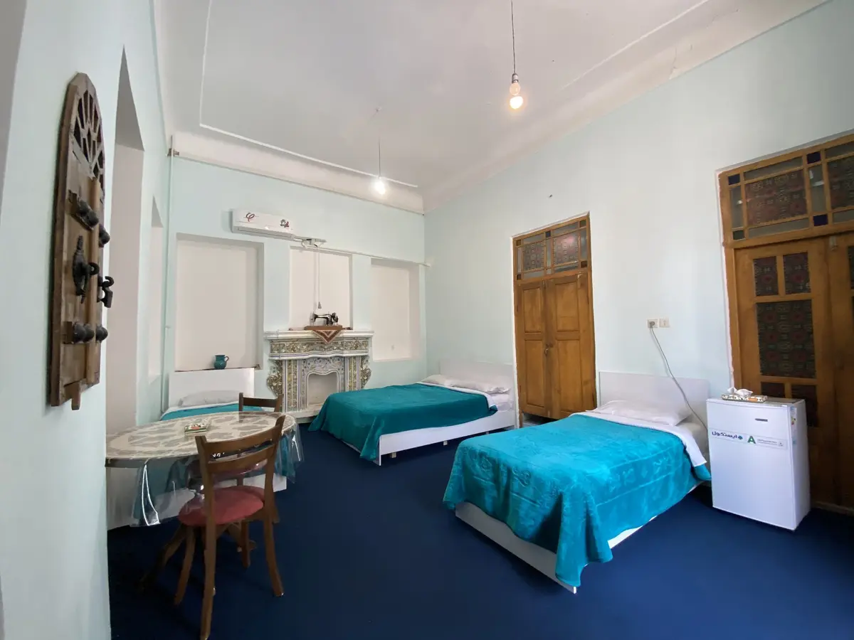 اقامتگاه سنتی گلبهار 2 - واحد چهارتخته