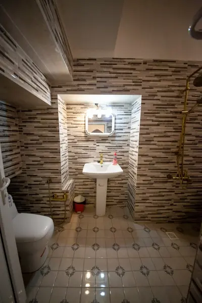 سوئیت طبیب شش تخت پنج باریکه