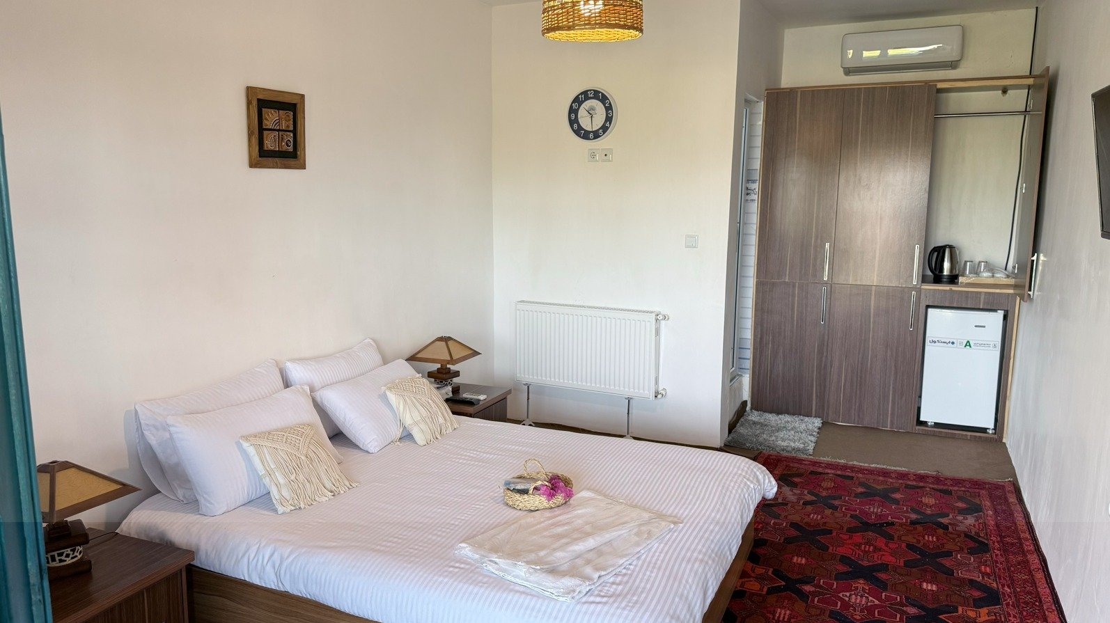 هستی - واحد گیلار