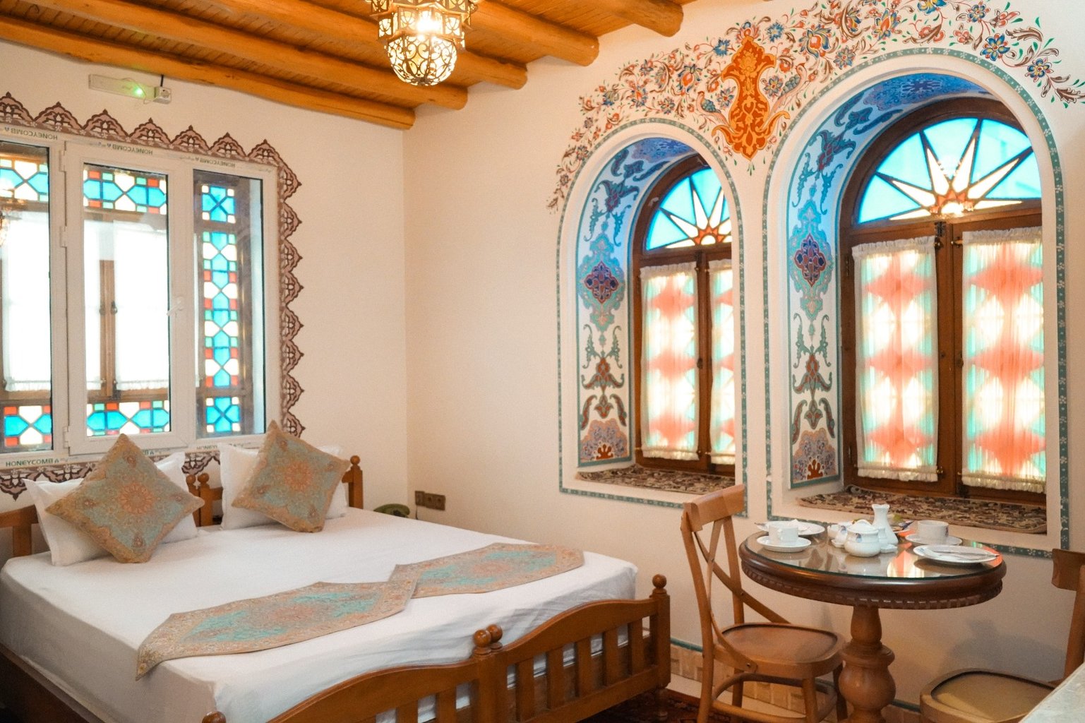 اقامتگاه سنتی آبمیرزا - واحد لعل