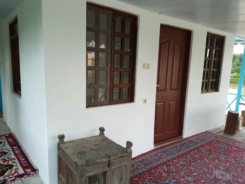 آب - واحد کچا