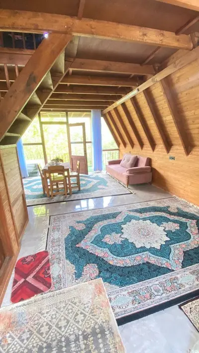 کلبه یک خوابه جکوزی دار سوئیسی چهارفصل لپور