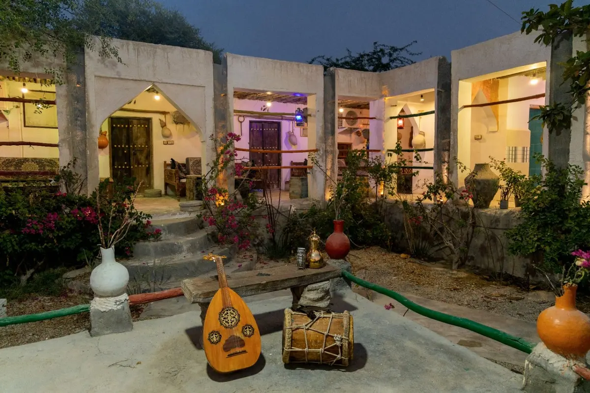 اقامتگاه سنتی ناخدا علی - واحد گل یاسمین