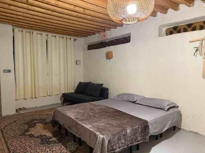 بوم گردی دوخوابه استخردار زلال