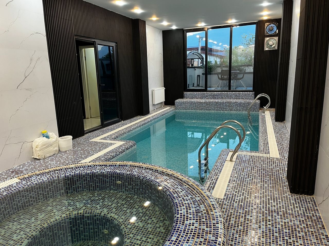 چهارخوابه استخردار آبگرم لومیا