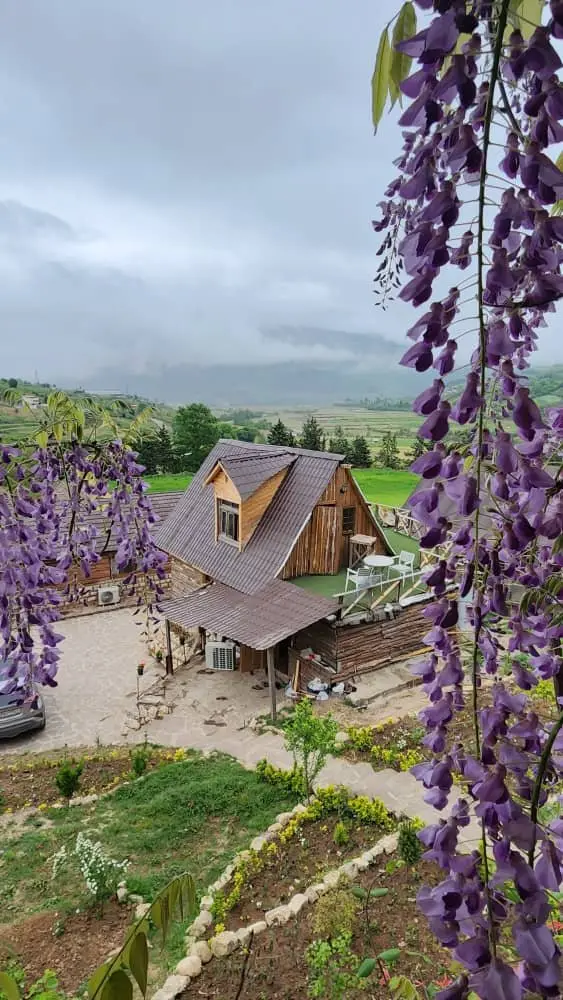 کلبه دوخوابه سوئیسی واستان