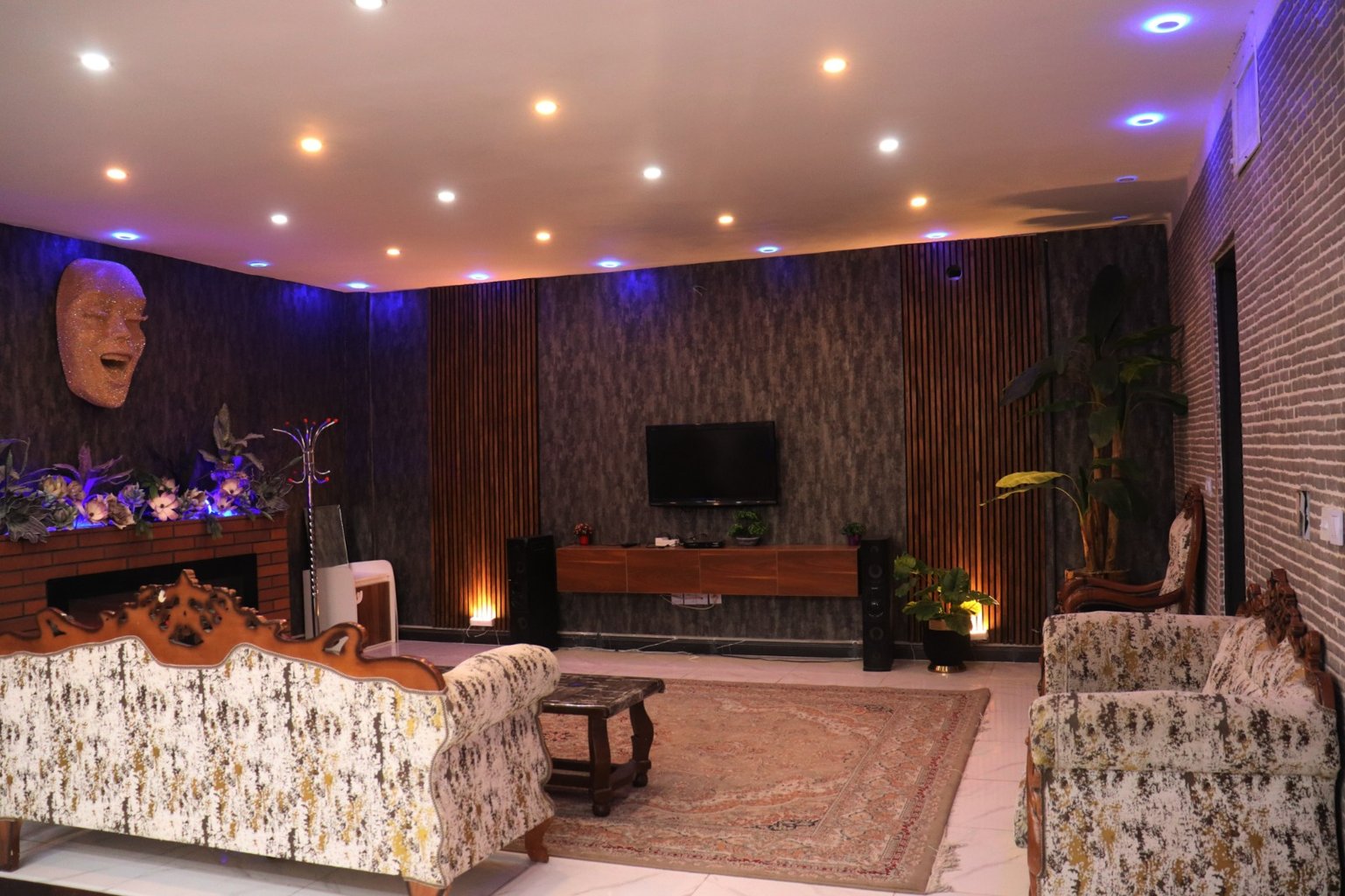 سه خوابه استخردار آبگرم امیردل