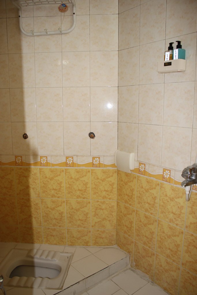 مسافرخانه محبان واحد سه تخته