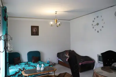 سوئیت فلت سپید 1