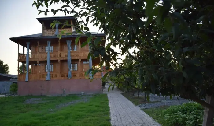 بوم گردی شاتوت - واحد 4