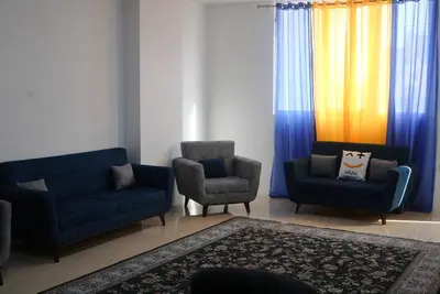 آپارتمان دوخوابه امید ممتاز 2 - واحد ۱۰۱