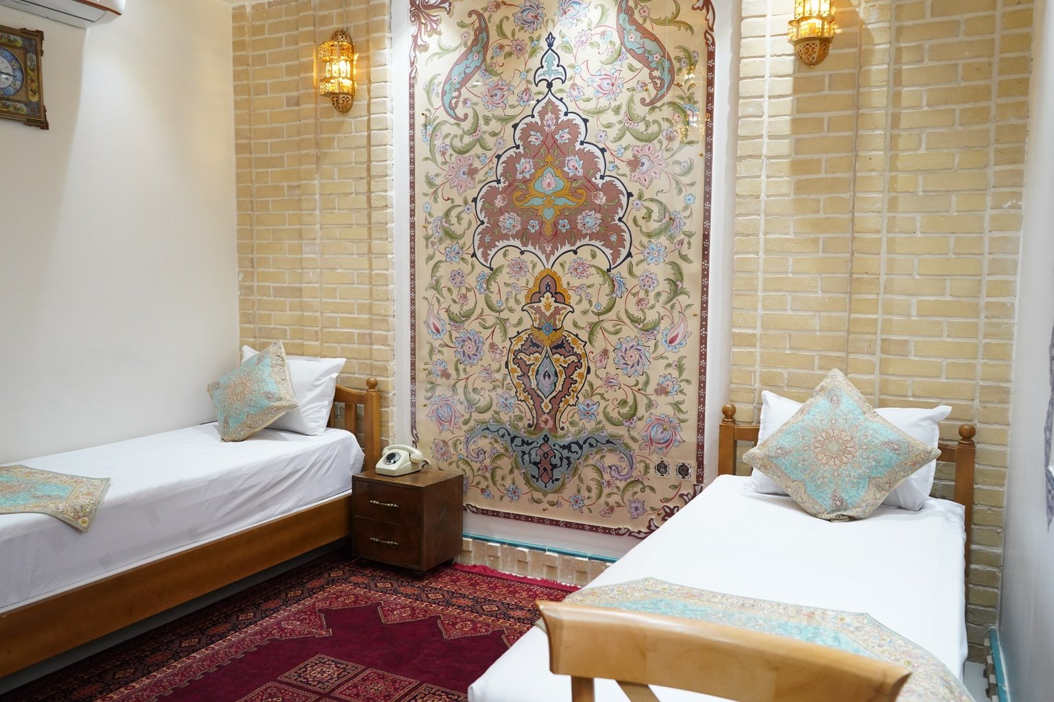 آبمیرزا - واحد زمرد 2