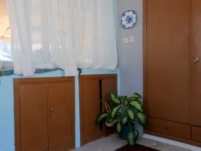 هاستل ما - واحد اشتراکی بانوان آبی