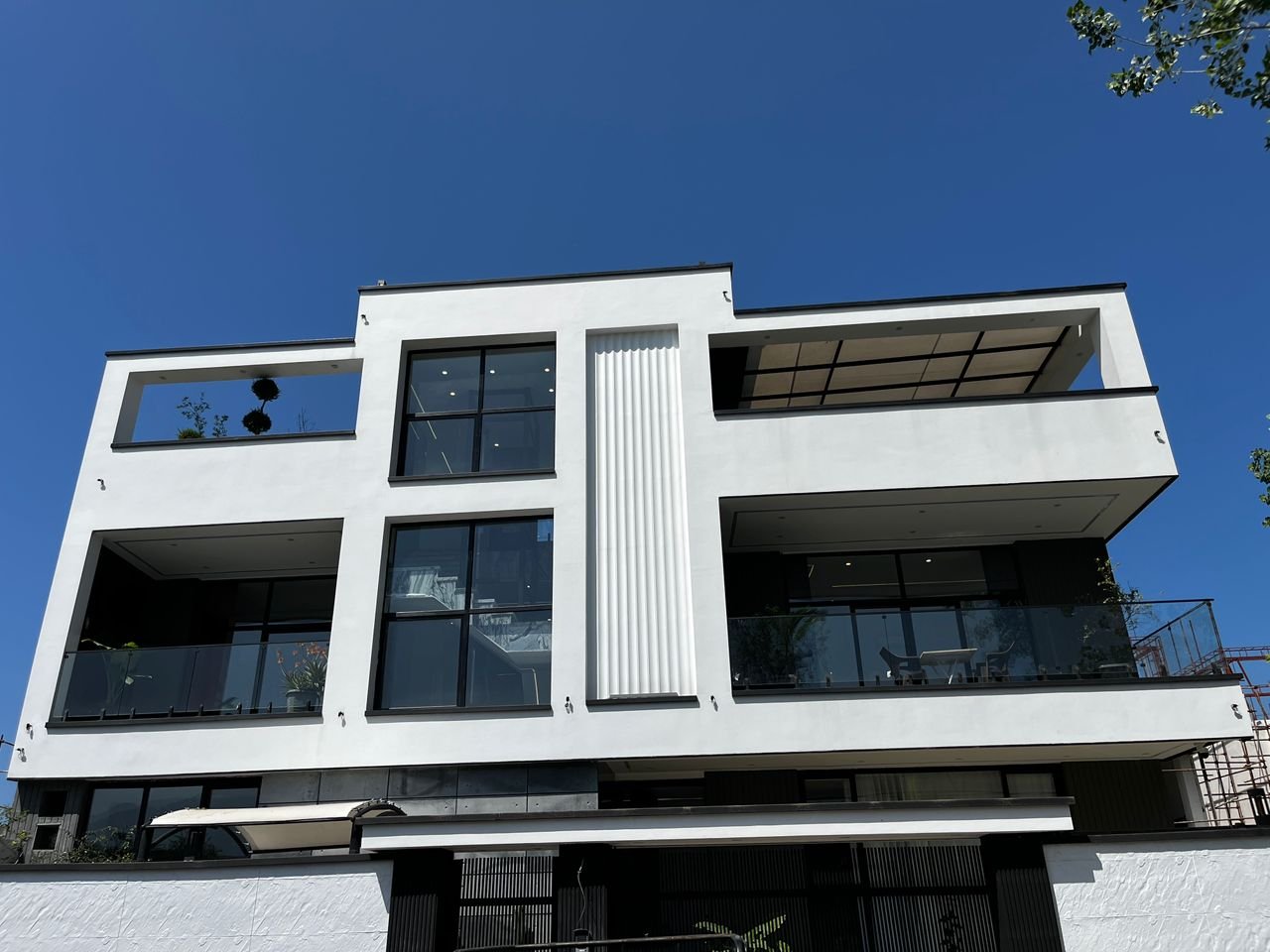 چهارخوابه استخردار آبگرم لومیا