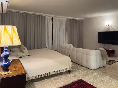 ویلا چهارخوابه ساحلی استخردار لوار