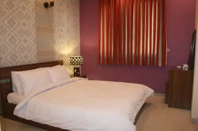 مجتمع اقامتی یک خوابه گلستان 2 واحد 102