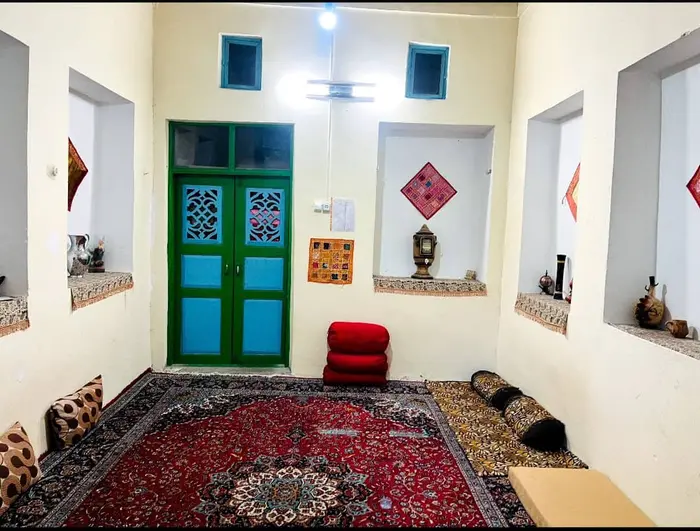 بوم گردی سرای کربلایی فریدون - واحد خوش نشین ۳