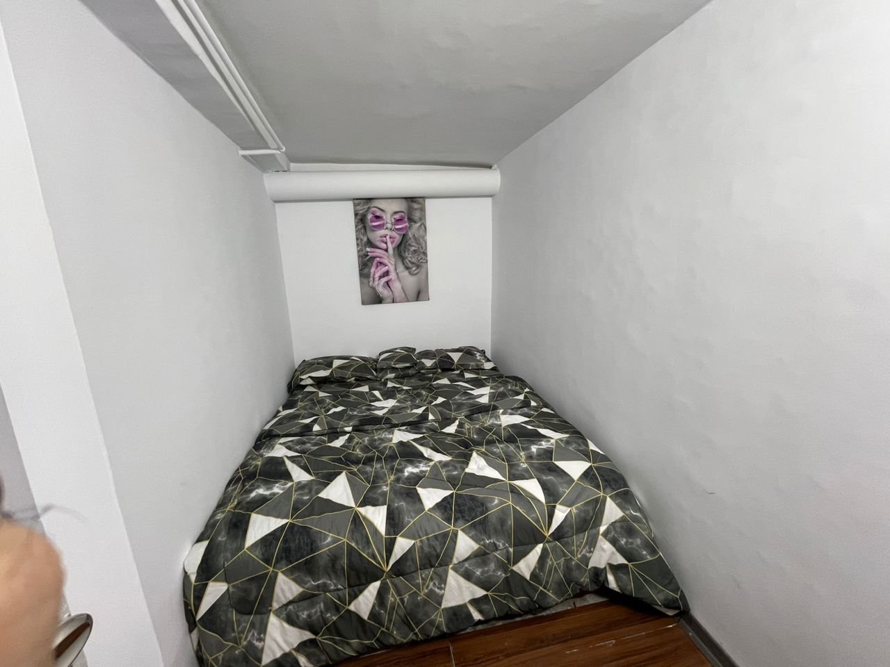 سوئیت فلت حکیم غرب واحد 2