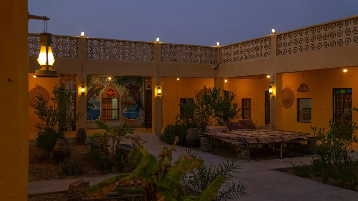 بوم گردی میرزا اکونومی - واحد ٣