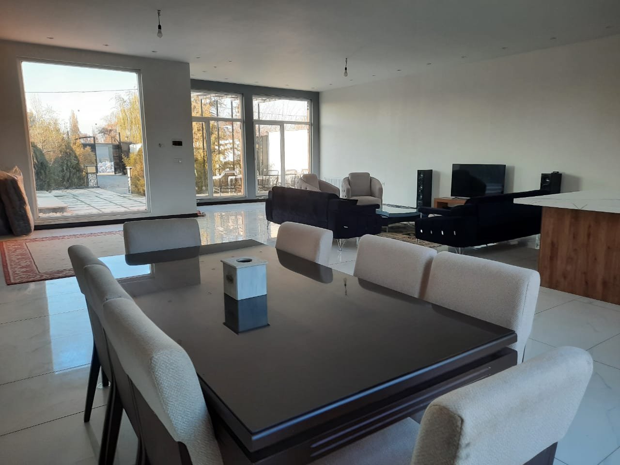 ویلا دوخوابه استخردار ونیز