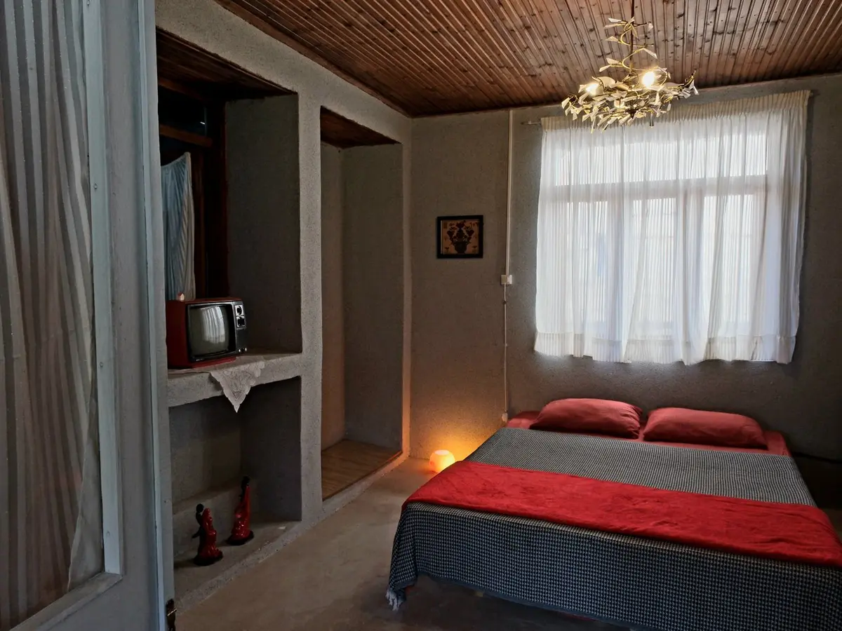 هاستل ما - واحد قرمز