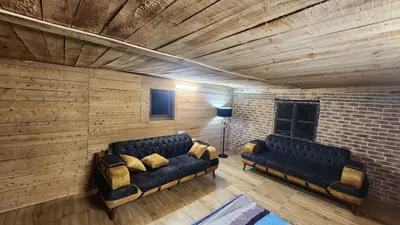 کلبه دوخوابه سوئیسی واستان