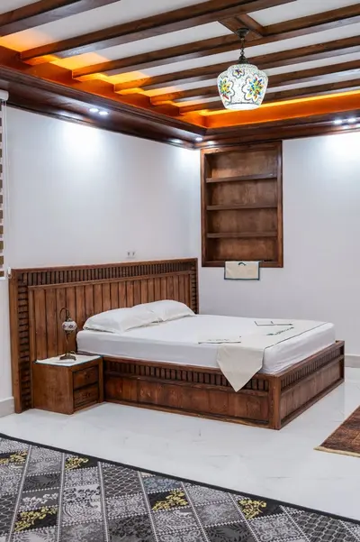 بومگردی عمارت خلفان - واحد VIP