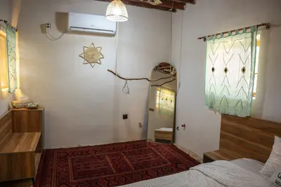 بومگردی خانه مانگرو - واحد تیغار