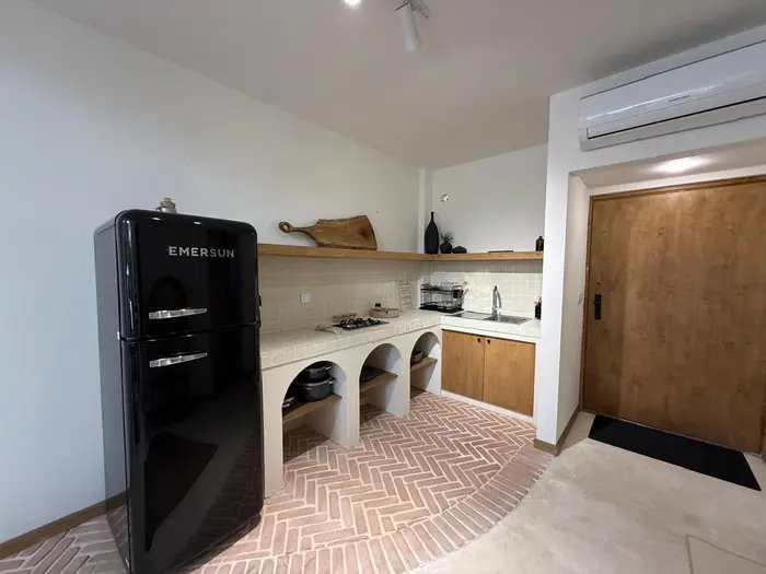 ویلا بوتیک هتل جان دوخوابه استخردار آبگرم چشمه -   