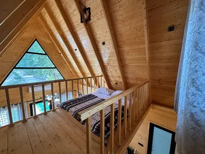 کلبه یک خوابه استخردار آبگرم برکه