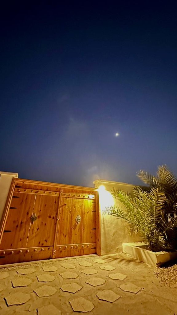 بومگردی مه نوش - واحد ماه 1