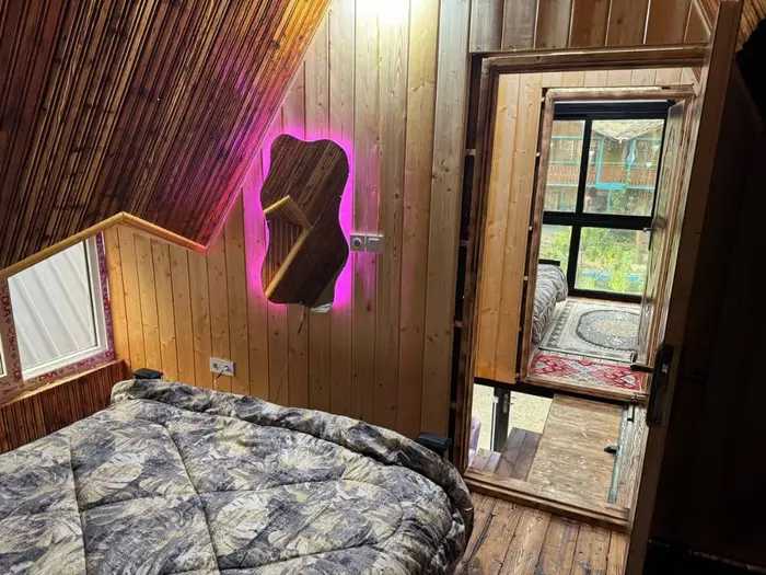 کلبه جکوزی دار دوخوابه سوئیسی پالونیا واحد لیلیوم