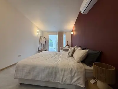 ویلا بوتیک هتل جان دوخوابه جکوزی دار پائیز