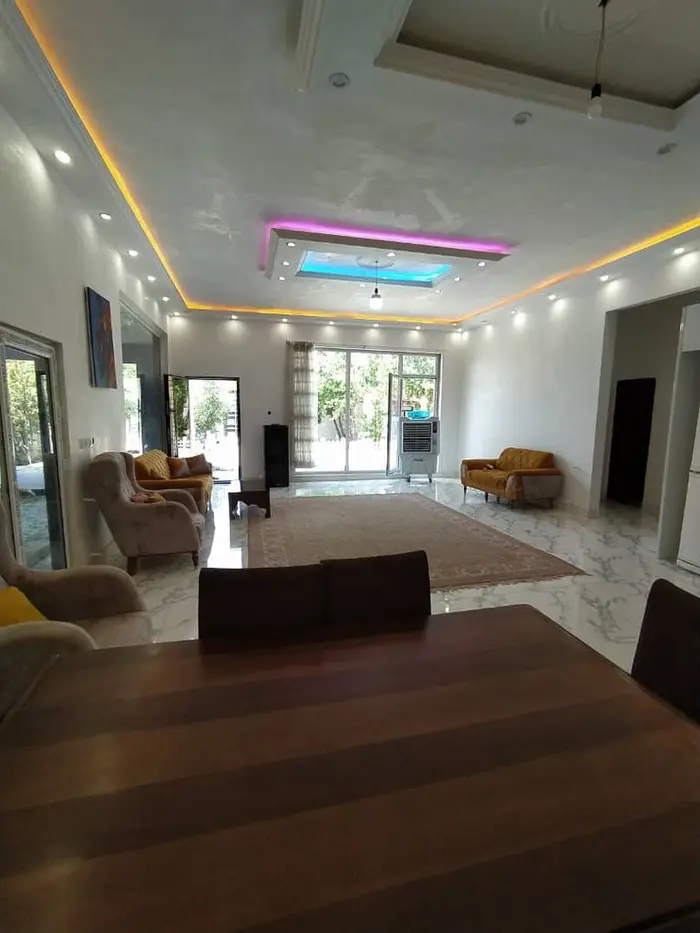 ویلا استخر جکوزی باغ ویلای گوزل