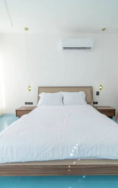 بومگردی دلفین - واحد یک خوابه 101