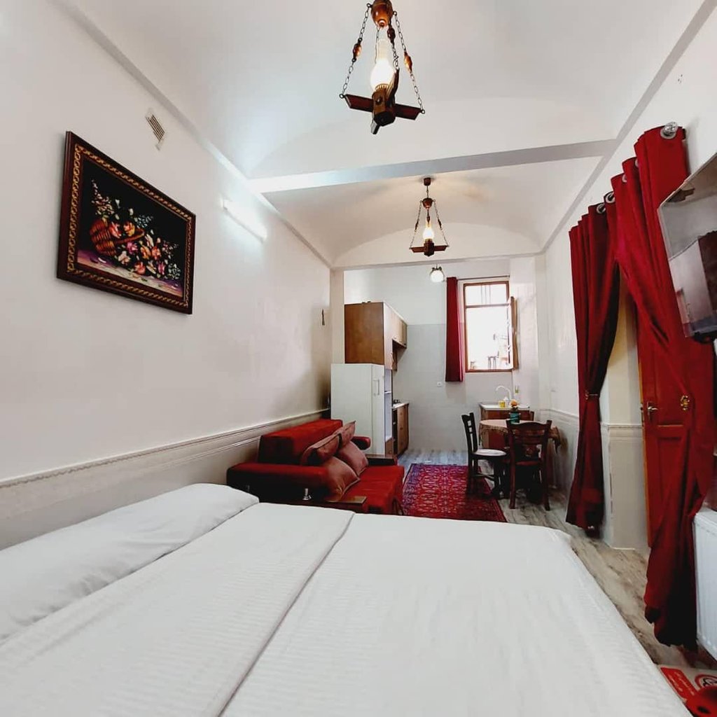 خانه معمار - واحد سوئیت پایین