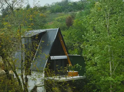 کلبه یک خوابه جکوزی دار تیتک