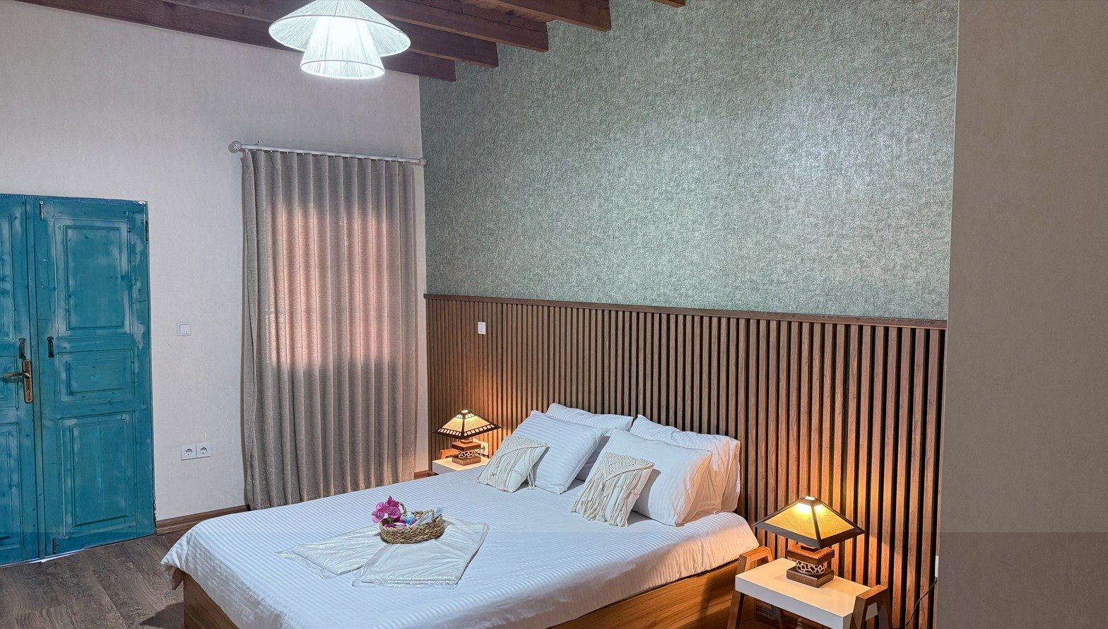 هستی - واحد تلار